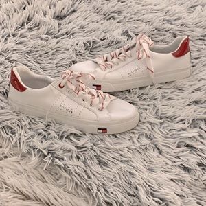 Tommy hilfiger shoes